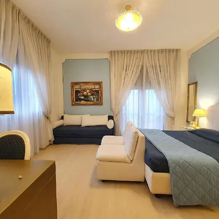 Continentale Hotel 4*