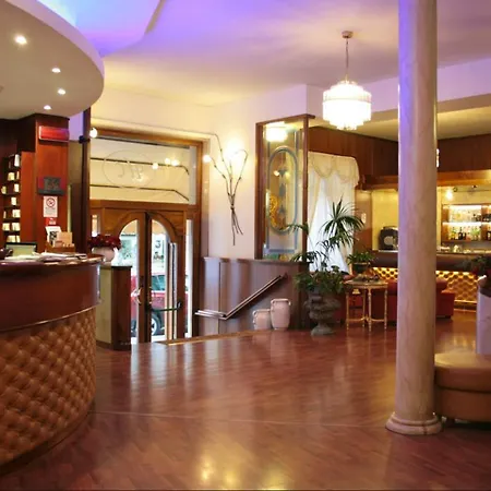 Continentale 4* Ареццо