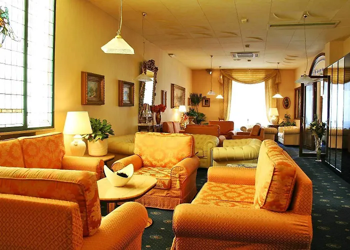 Hotell Continentale 4*