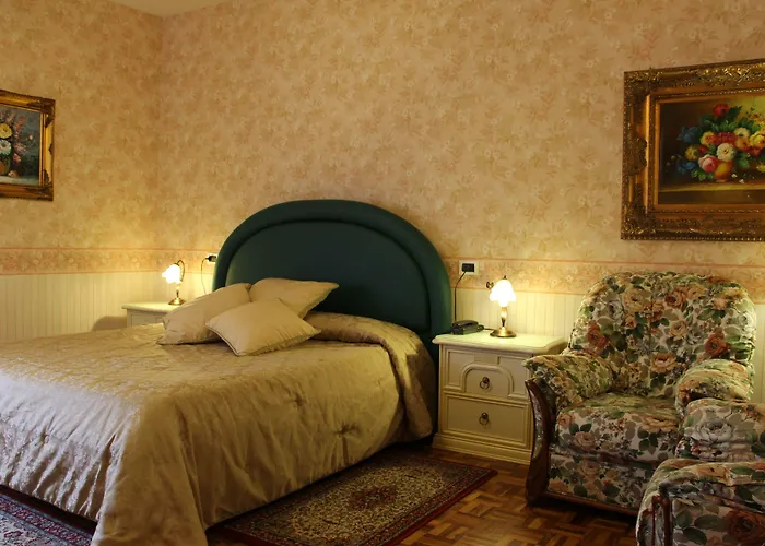 Continentale Hotell 4*