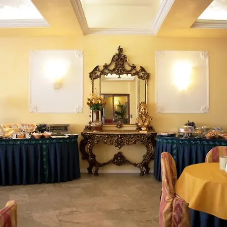 Hotel Continentale 4*